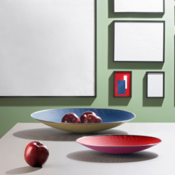 Rotes und violettes Tischzentrum - Cohncave - Alessi