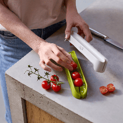 Food Slicing Tool - Halve-It | Joseph Joseph