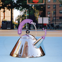 Chaleira 9093 Edição Limitada – Roxo – Virgil Abloh – Alessi