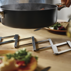 Base para Quentes Extensível – Inox – Space – Joseph Joseph