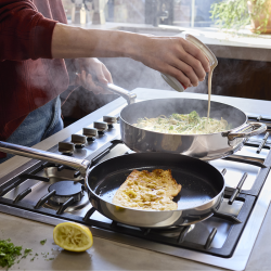 Conjunto de 2 Frigideiras Anti-Aderentes – Inox – Space Steel – Joseph Joseph