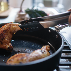 Conjunto 2 Frigideiras Dobráveis 23cm – Azul – Space – Joseph Joseph