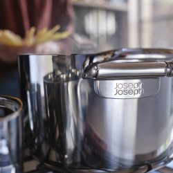 Trem de Cozinha de 6 Peças – Inox – Space Steel – Joseph Joseph