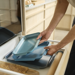 Conj. 3 Tabuleiros Anti-Aderentes para Forno – Azul – Nest Bake – Joseph Joseph