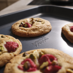 Conj. 3 Tabuleiros Anti-Aderentes para Forno – Azul – Nest Bake – Joseph Joseph