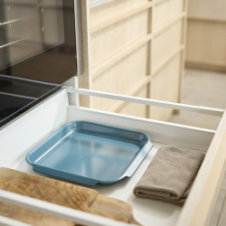 Tabuleiro Médio Anti-Aderente para Forno – Azul – Nest Bake – Joseph Joseph