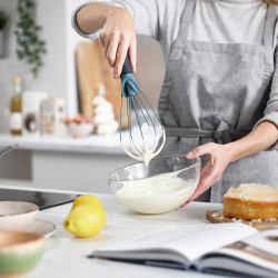 Batedor Dobrável 2 em 1 – Azul – Twist – Joseph Joseph