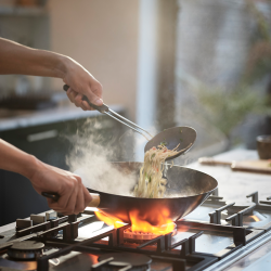 Conjunto 3 Peças para Wok – Preto – Nest Fusion – Joseph Joseph