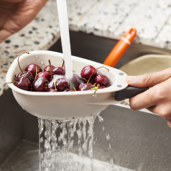 Escorredor Compacto Pequeno Pegas Dobráveis – Pedra – Droplet – Joseph Joseph