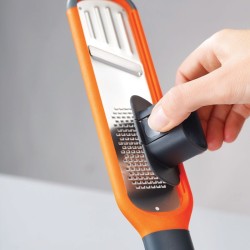 Mini Ralador e Mandolina (2 em 1) – Handi-Grate – Joseph Joseph