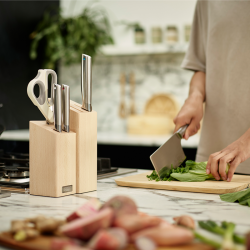 Bloco com 4 Facas e Tesoura – Madeira – Elevate – Joseph Joseph