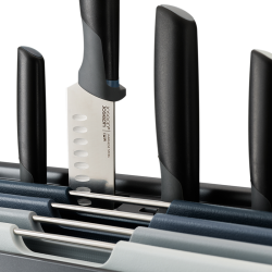 Conjunto de 8 Peças (Facas e Tábuas de Cortar) – Grafite – Folio Plus – Joseph Joseph