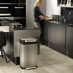 Balde do Lixo Compactador – Prateado – Titan 30 – Joseph Joseph