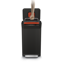 Balde do Lixo Compactador – Preto – Titan 30 – Joseph Joseph