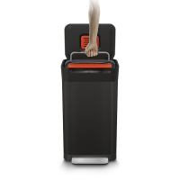 Balde do Lixo Compactador – Preto – Titan 30 – Joseph Joseph