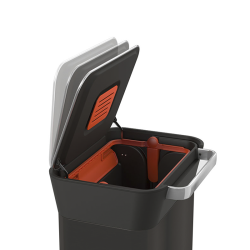 Balde do Lixo Compactador – Preto – Titan 30 – Joseph Joseph