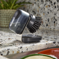 Escova com Doseador de Detergente e Suporte – Transparente – Sinktech – Joseph Joseph