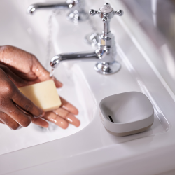 Saboneteira Compacta – Cru – Slim – Joseph Joseph