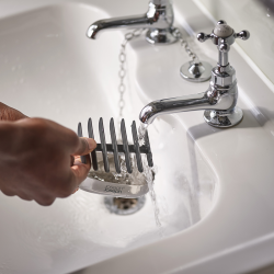 Saboneteira Compacta – Inox – Easystore Luxe – Joseph Joseph