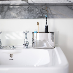 Organizador Grande para Escovas de Dentes – Inox – Easystore Luxe – Joseph Joseph