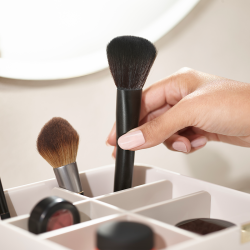 Organizador de Cosméticos com Gaveta – Creme – Viva – Joseph Joseph