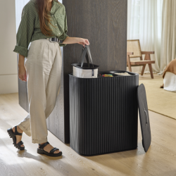 Cesto para Roupa Suja Tripartido 90L Preto - Tota Luxe - Joseph Joseph