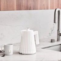 Electric Kettle – Plissé – Alessi